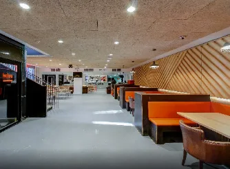 Guy's Bar photo 3
